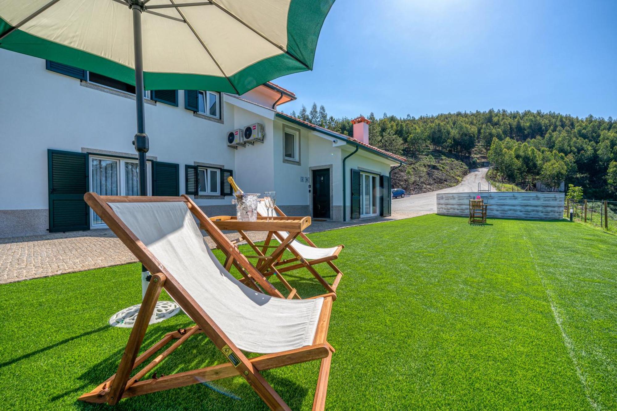 Central Suites Arouca Buitenkant foto