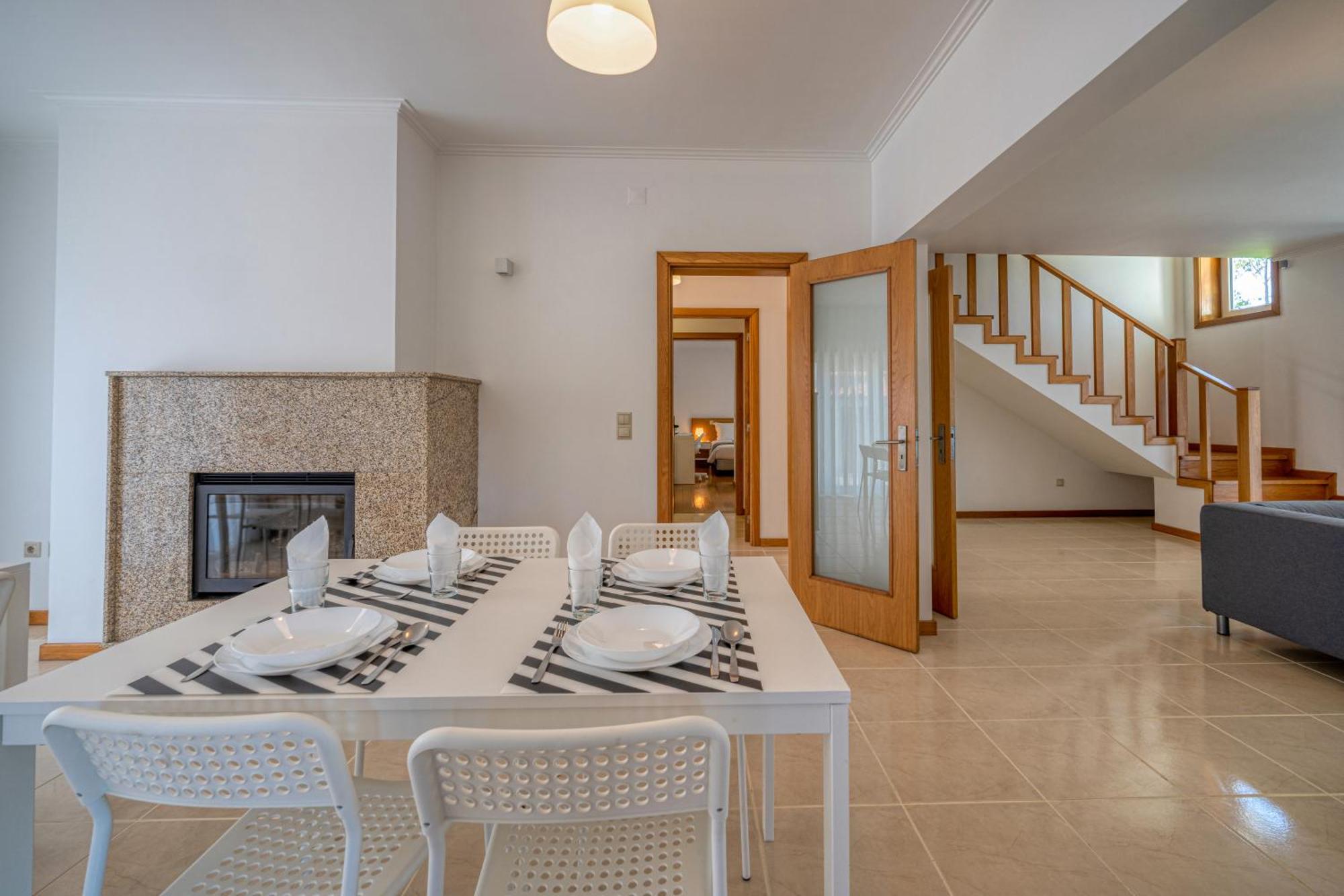 Central Suites Arouca Buitenkant foto